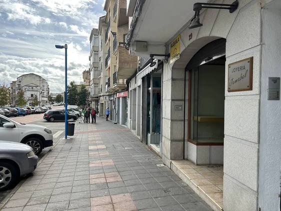 UATAE aboga por un plan de relevo generacional para apoyar al comercio en Coria