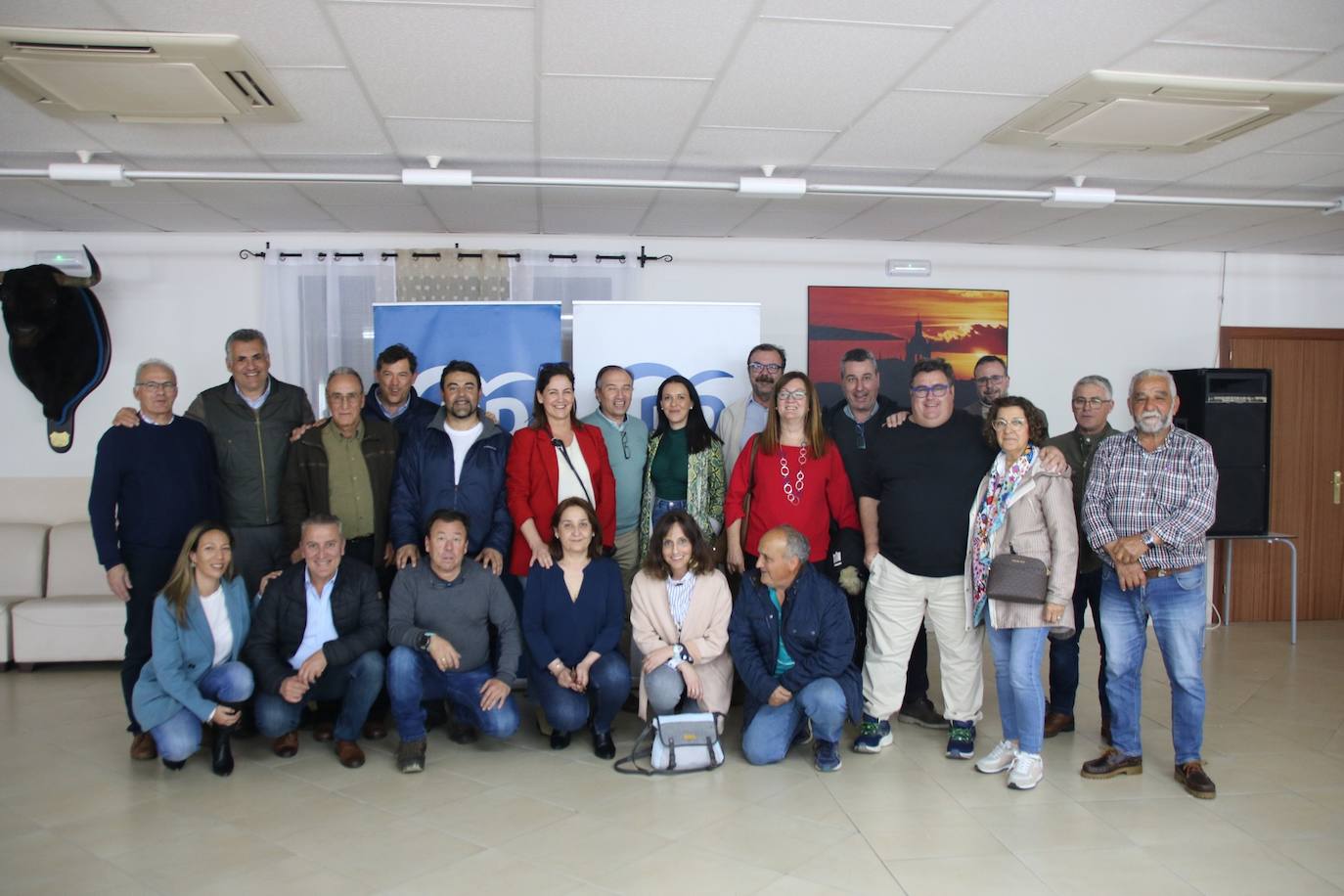 Populares de la Provincia de Cáceres se reunen en Coria para tratar temas de la zona