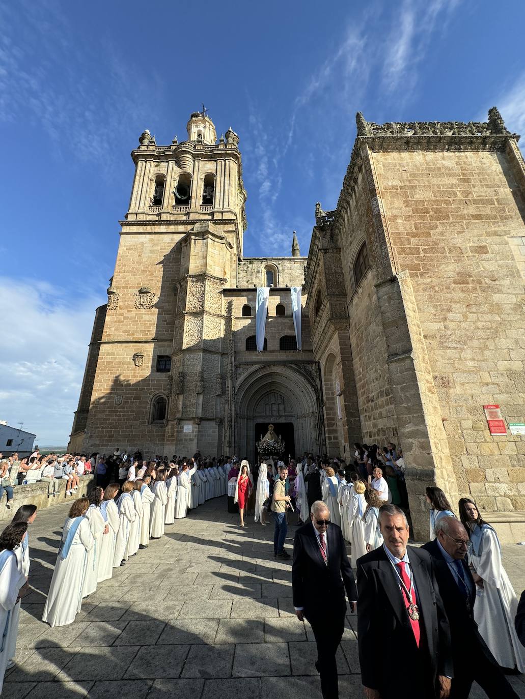 La devoción y pasión por la Virgen de Argeme de Coria en fotos