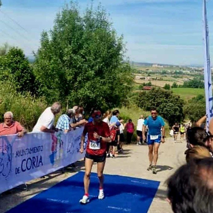 Daniel López y Marta Álvarez ganan la mítica prueba subida a la Ermita «Campo a través» 2024