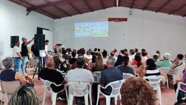 Proyección del documental.