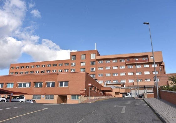 El PSOE denuncia el cierre de quirófanos de Ginecología en el Hospital de Coria