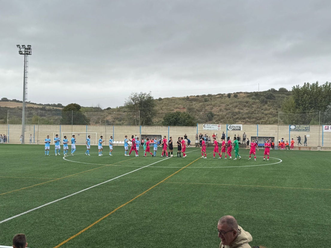 El CD Coria pierde ante el Tenerife B