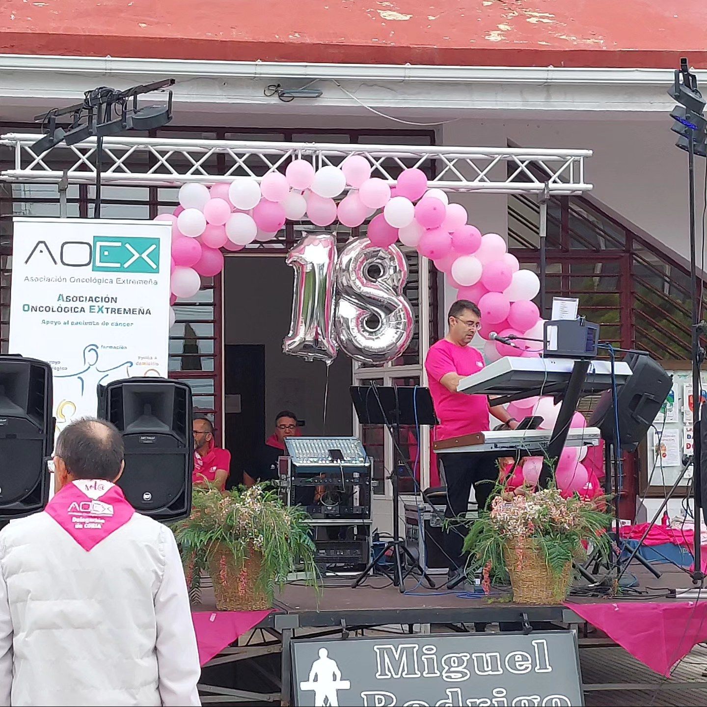 Coria vive la IX Marcha Rosa de AOEX en el Día Mundial contra el Cáncer de Mama