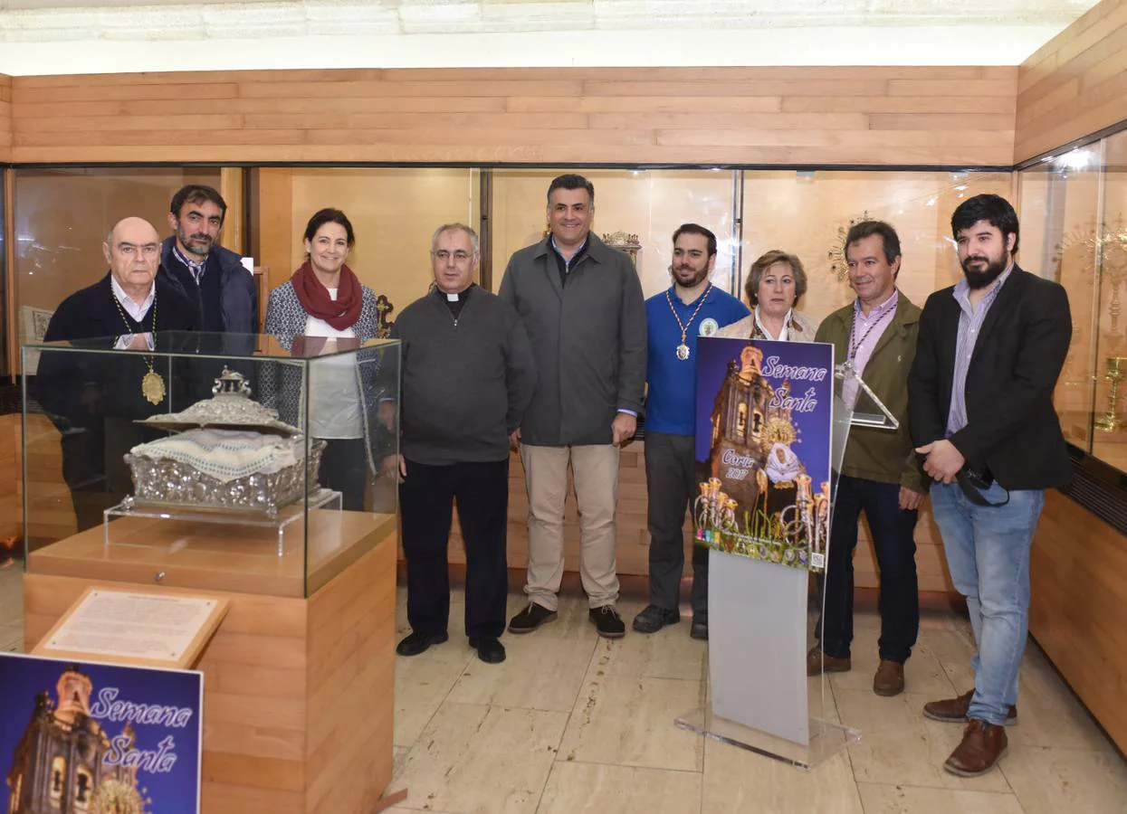 Presentación de los carteles en la Catedral de Coria