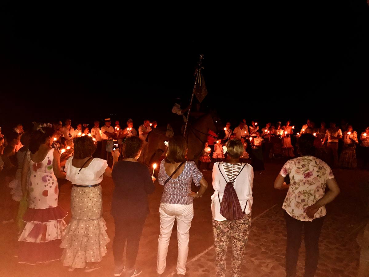 Encendido de velas en la explanada del Santuario de Argeme