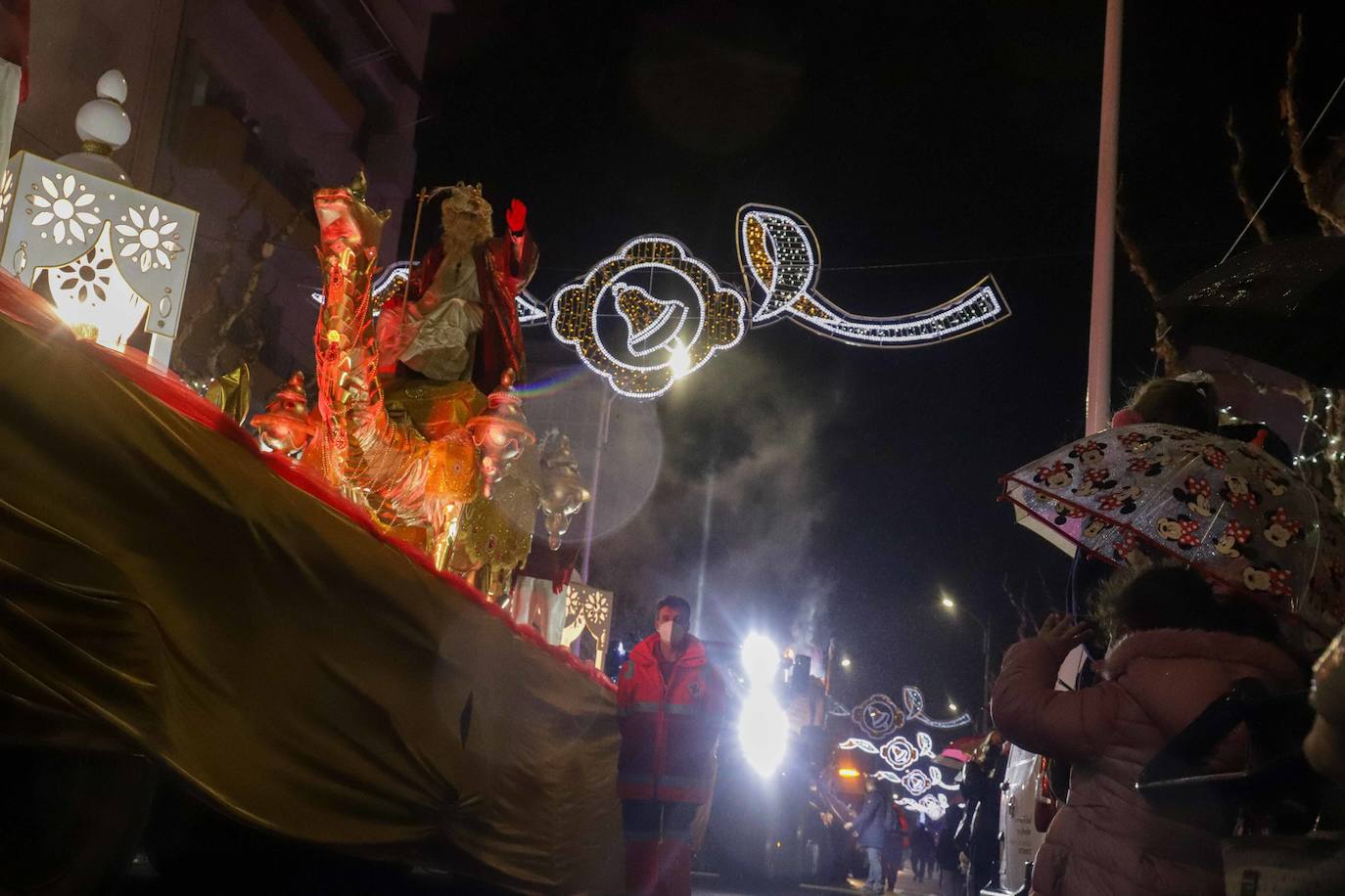 Los más pequeños, los que más disfrutaron de la cabalgata de Reyes.