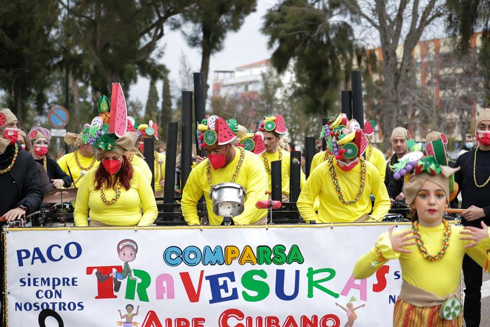 El mensaje de 'No a la guerra' estuvo presente en muchas de las comparsas. 