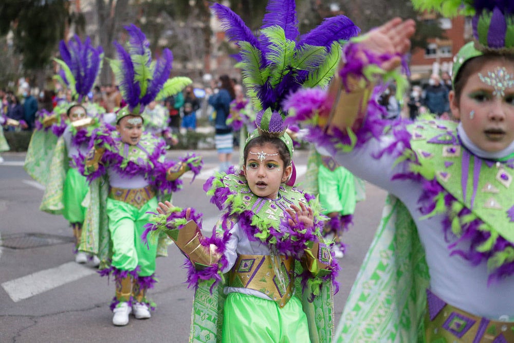 El mensaje de 'No a la guerra' estuvo presente en muchas de las comparsas. 