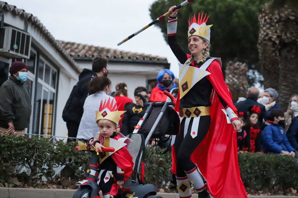 El mensaje de 'No a la guerra' estuvo presente en muchas de las comparsas. 