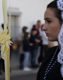 Imagen secundaria 2 - Momentos de la procesión. 