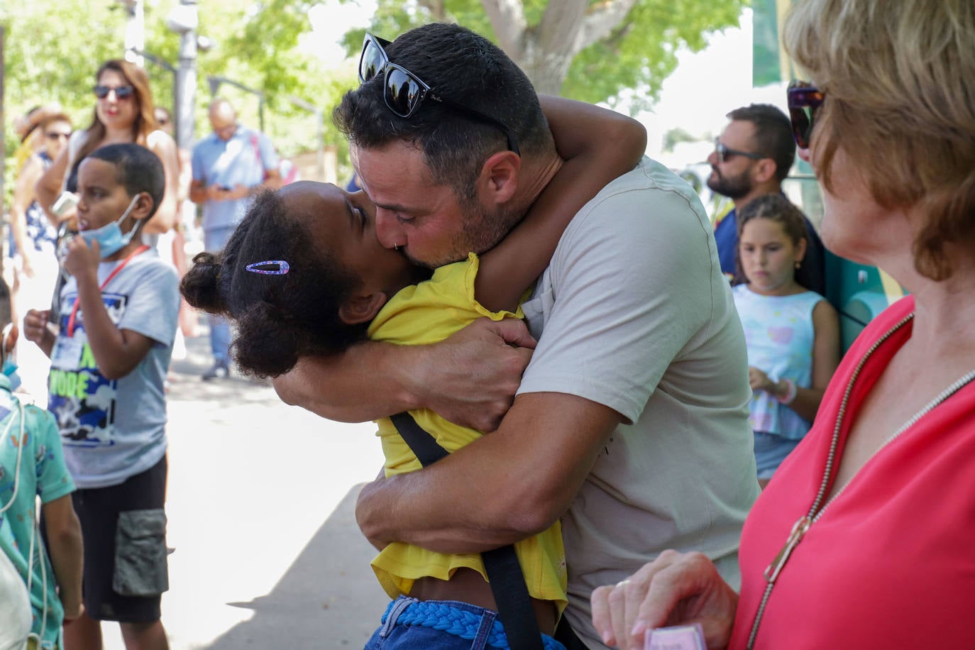 Despedida de los pequeños y sus familias en Don Benito.