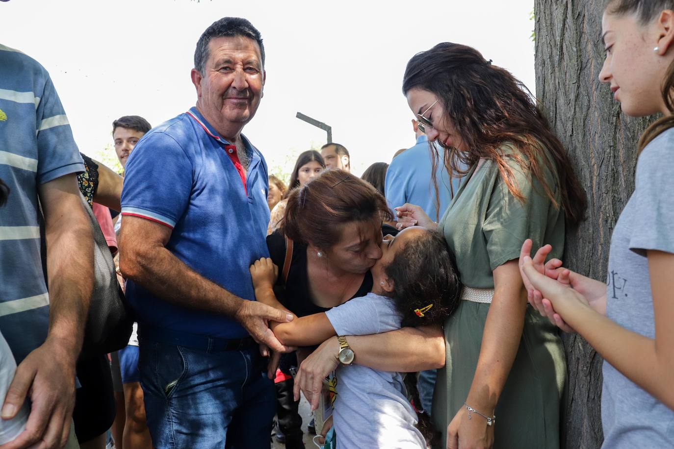 Despedida de los pequeños y sus familias en Don Benito.