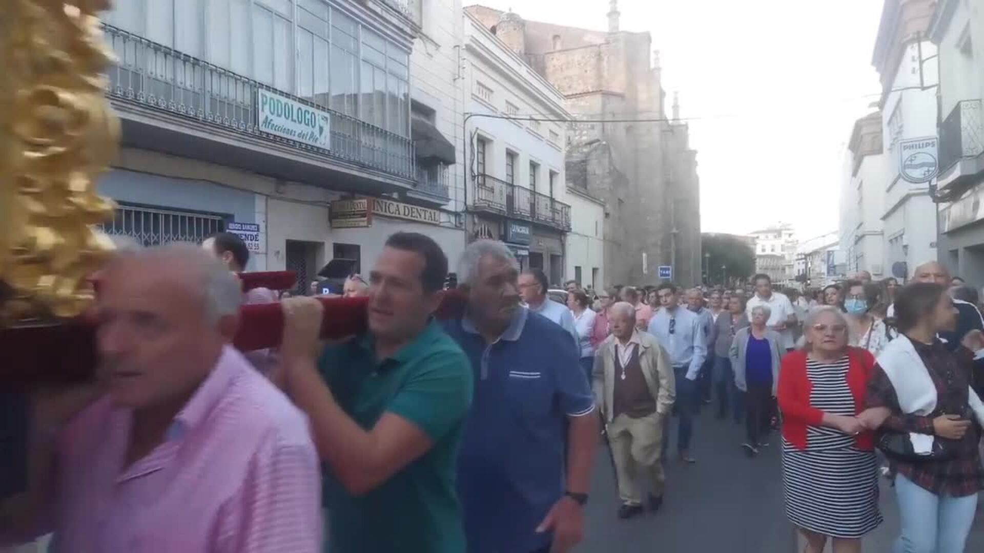 Don Benito despide a la Virgen de las Cruces hasta el próximo año
