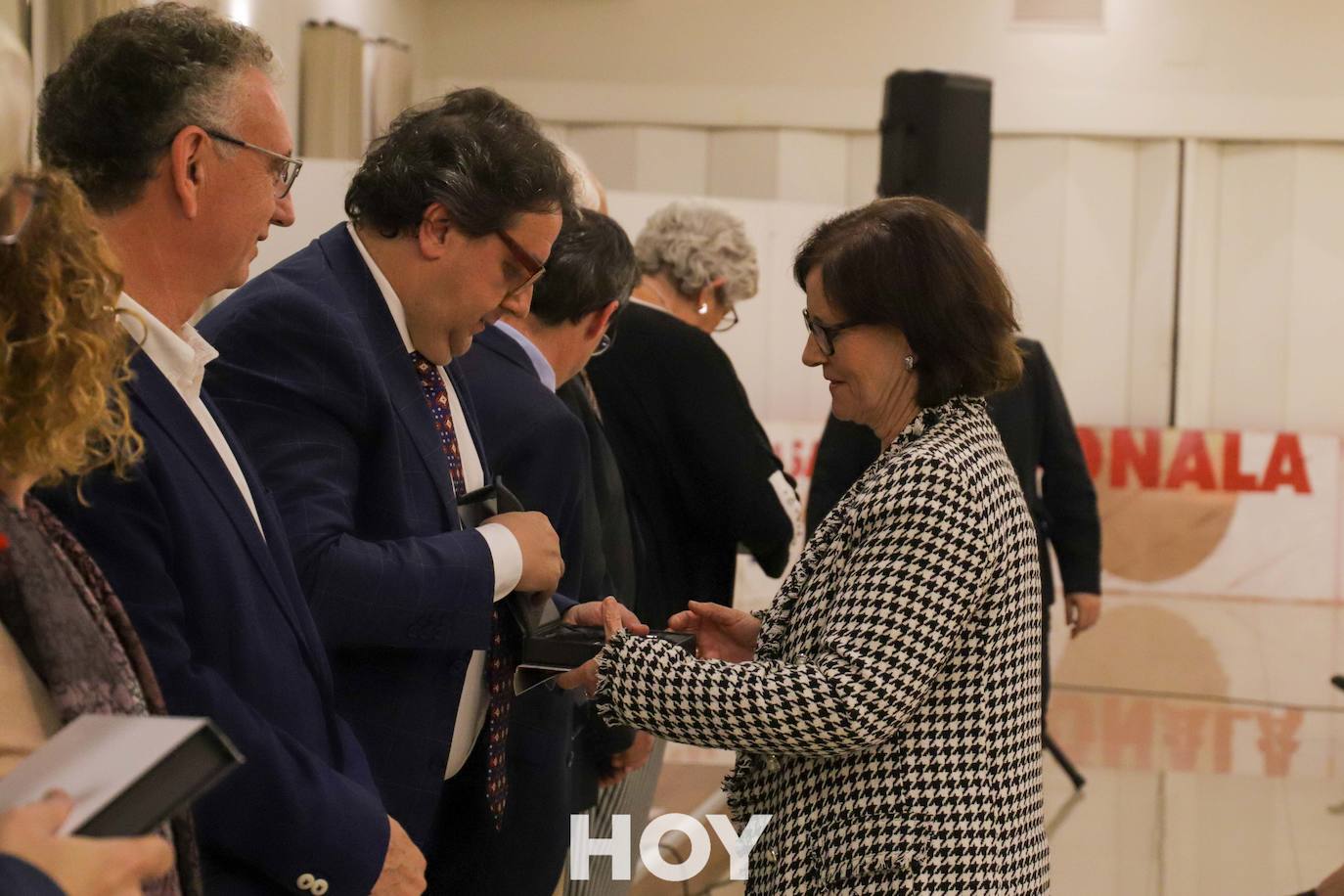 Los protagonistas fueron los donantes de sangre que recibieron distinciones por sus numerosas aportaciones. 