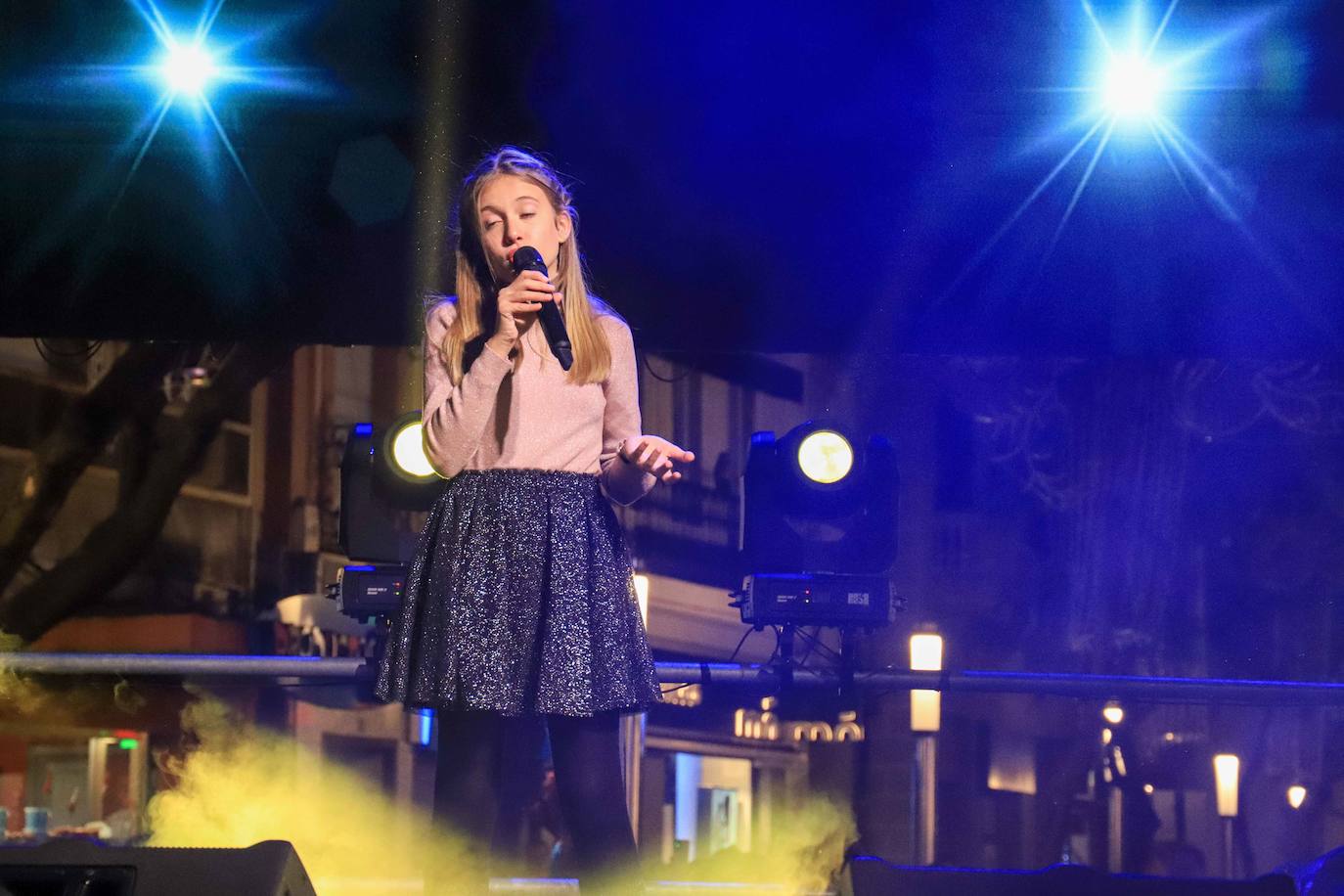 Carlos Sobera enciende la Navidad en Don Benito. 