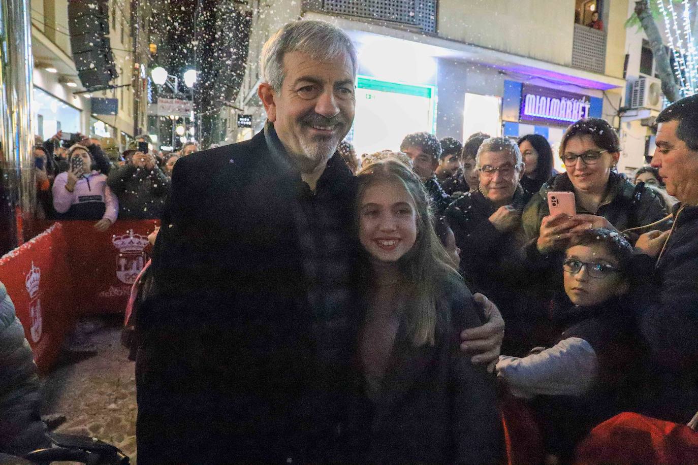 Carlos Sobera enciende la Navidad en Don Benito. 
