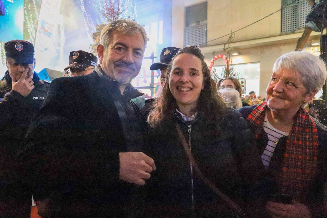 Carlos Sobera enciende la Navidad en Don Benito. 
