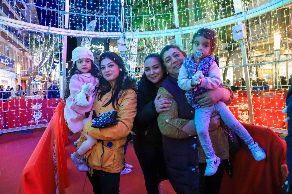 Carlos Sobera enciende la Navidad en Don Benito. 