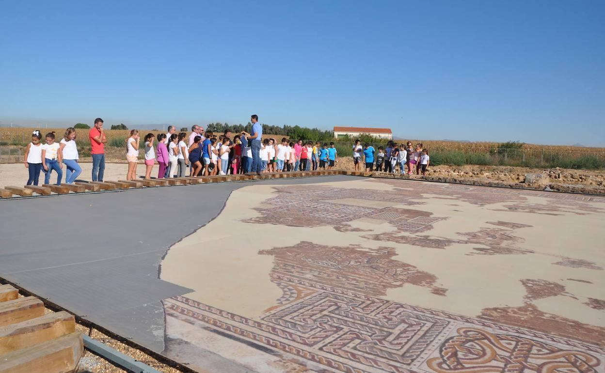 La villa romana se encuentra en el términ municipal de Don Benito. 