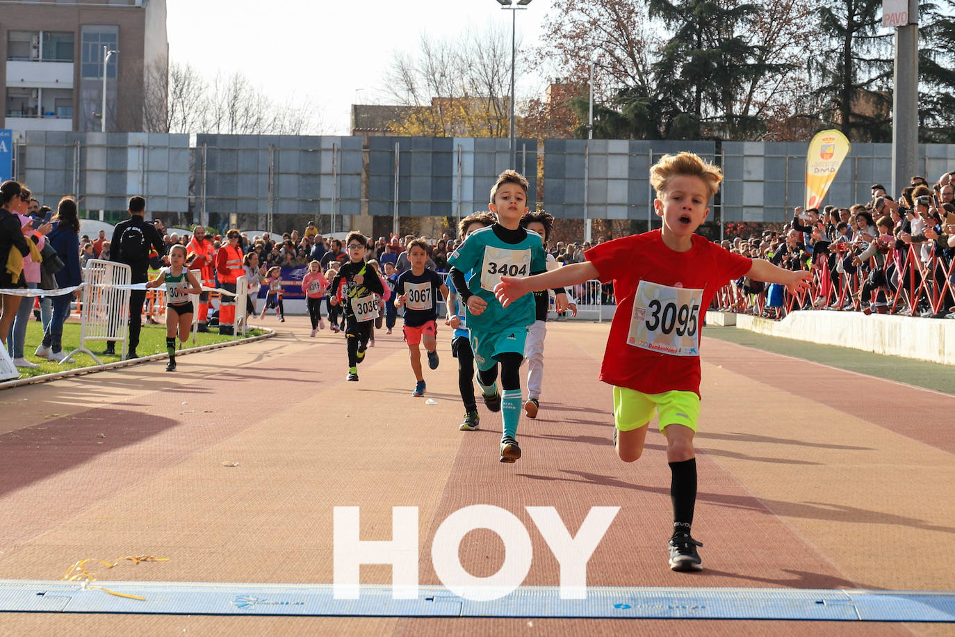 En la prueba no faltaron disfraces y diversión. 