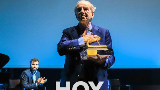 José María García, agradecido por el Premio Santiago Castelo