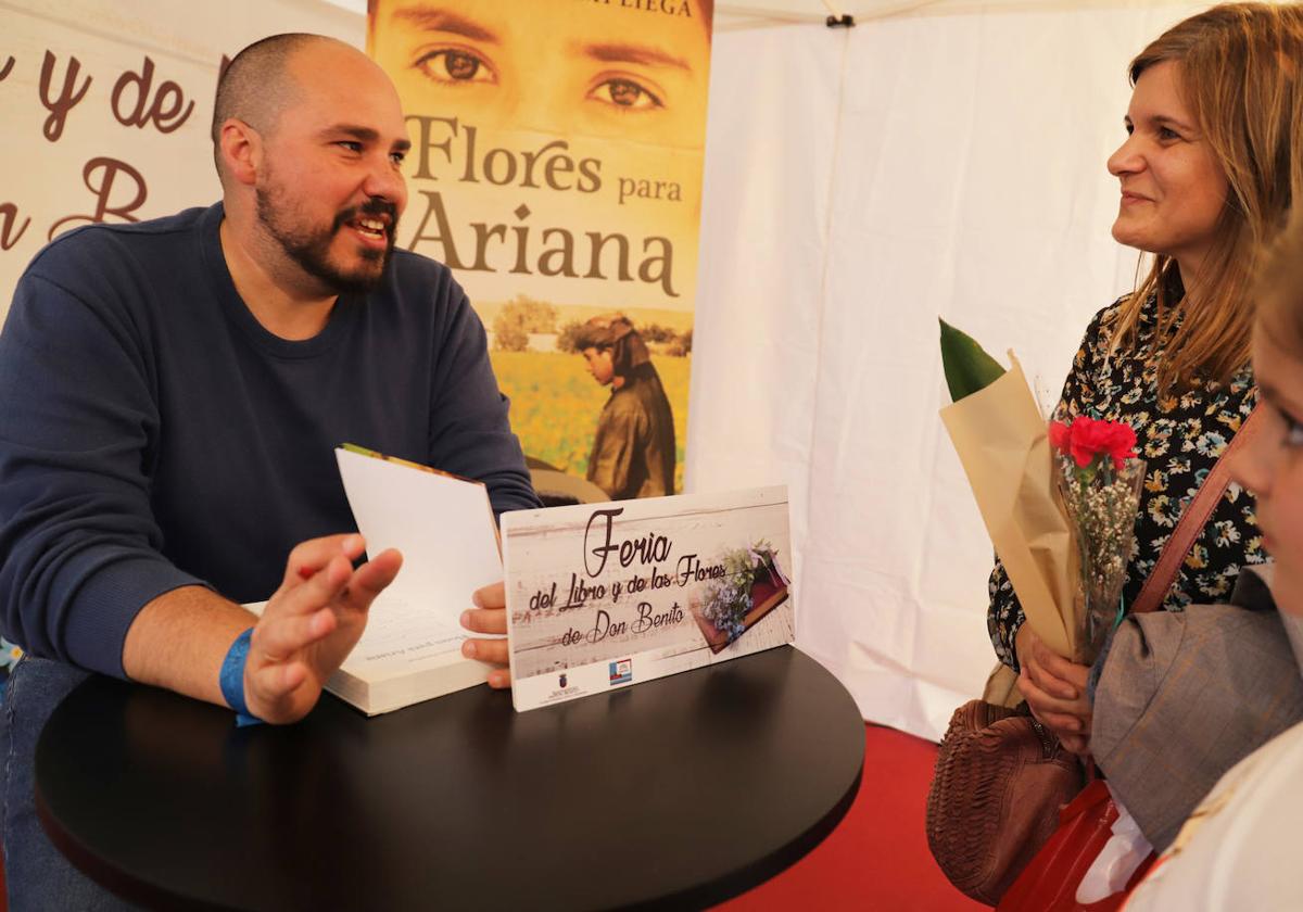 Libros y flores sirven de impulso al comercio local