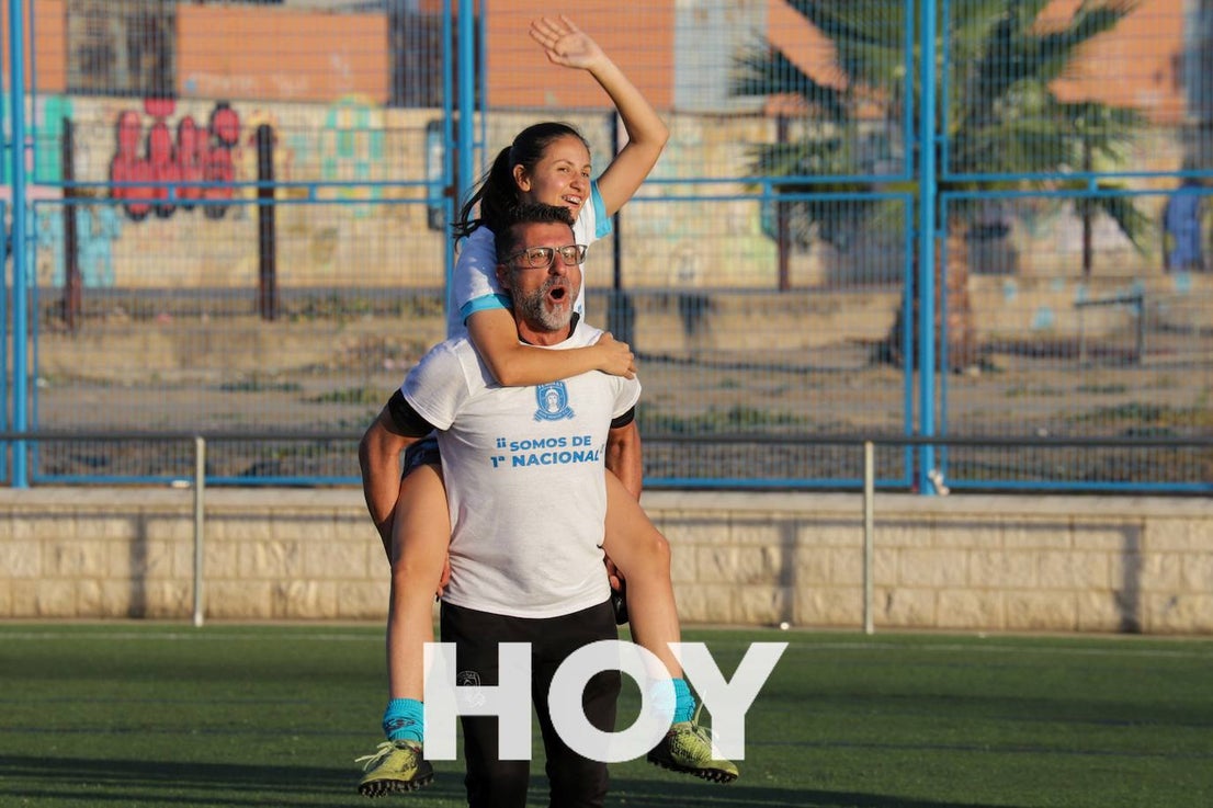 El Féminas Don Benito logra un merecido ascenso a Primera Nacional
