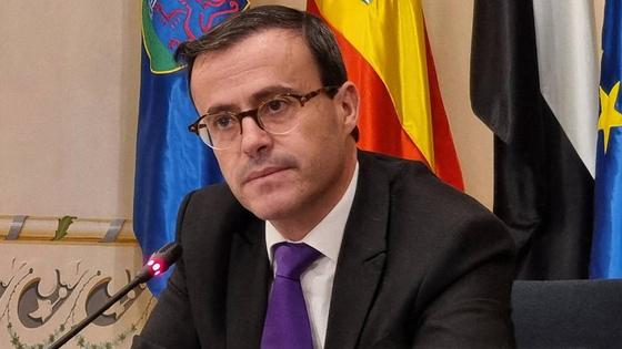 Gallardo pide que Guardiola obligue a un pacto PSOE-PP en Don Benito por la fusión