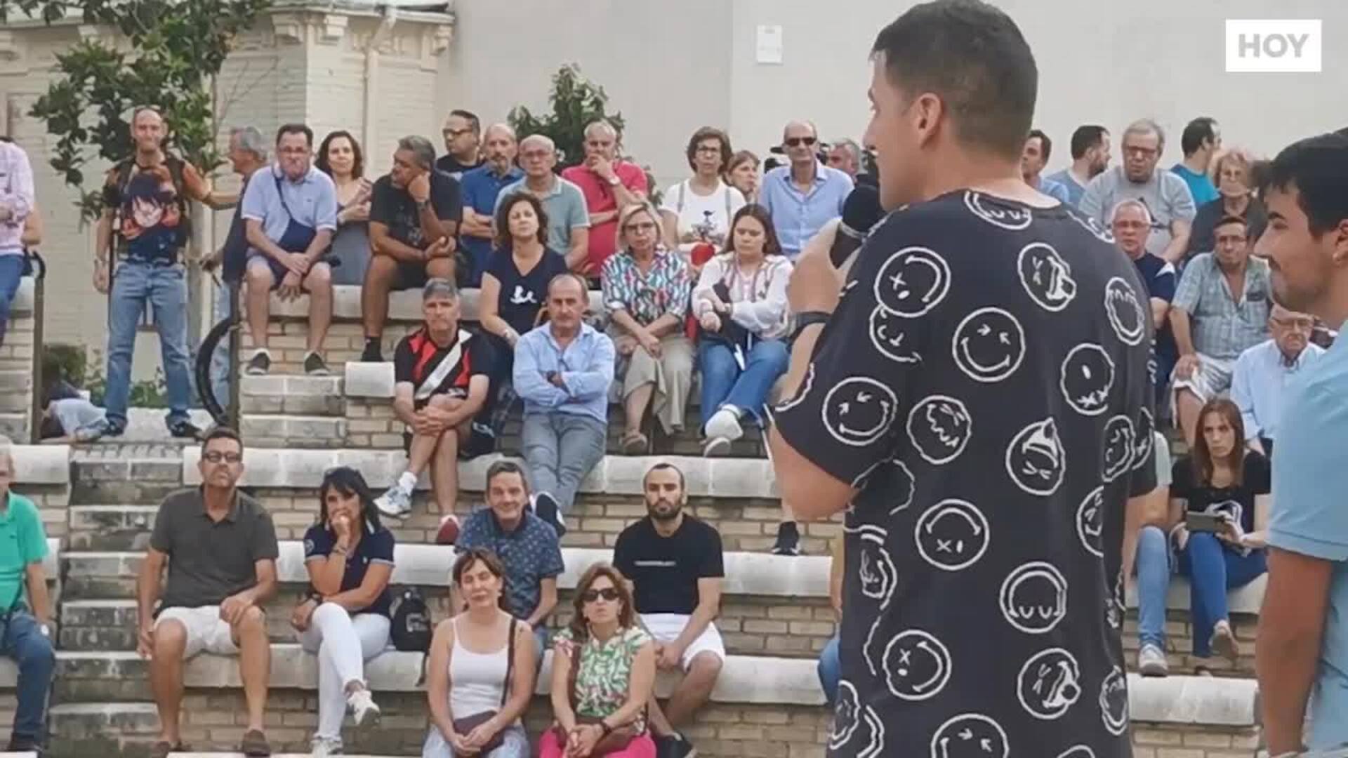 Vecinos de Don Benito apoyan la unión con Villanueva