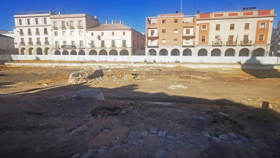 Ayuntamiento y adjudicataria avanzan en la rescisión del contrato de la plaza de España