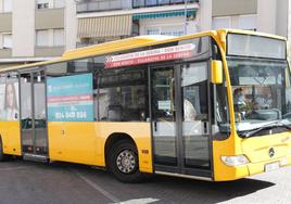 Autobús que conecta actualmente Don Benito y Villanueva.