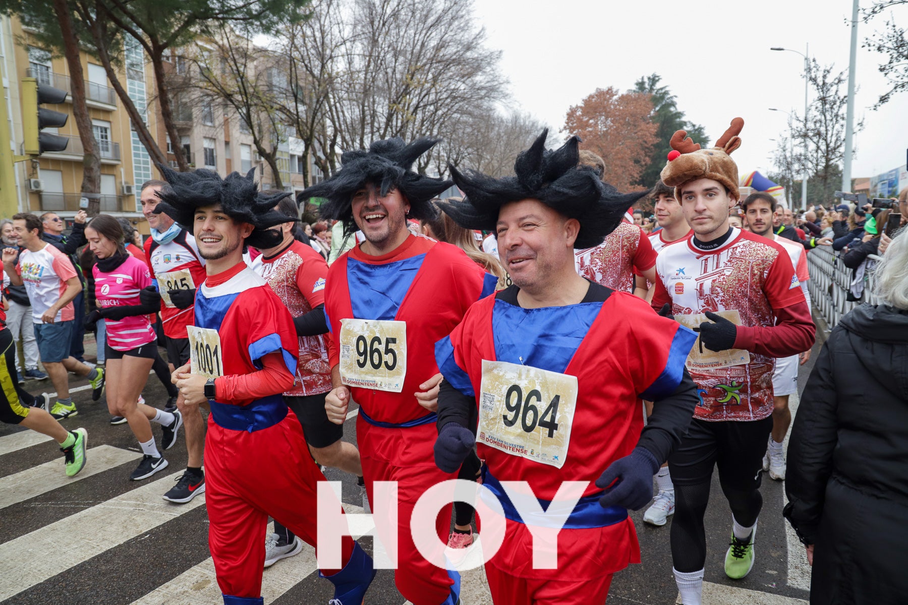 Diversión en la Sansilvestre Dombenitense para despedir el 2023