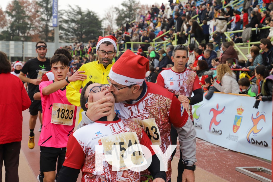 Diversión en la Sansilvestre Dombenitense para despedir el 2023