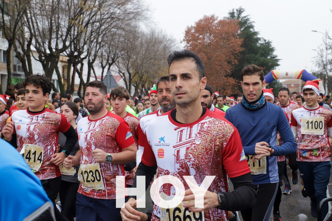 Diversión en la Sansilvestre Dombenitense para despedir el 2023