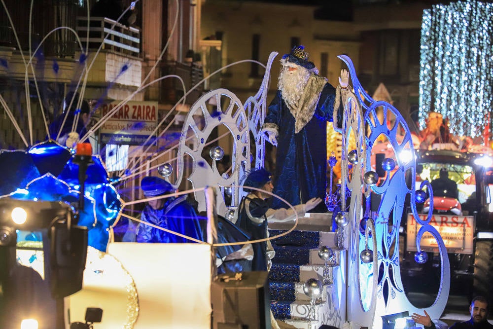  Un total de 21 carrozas formaron la cabalgata en Don Benito. 