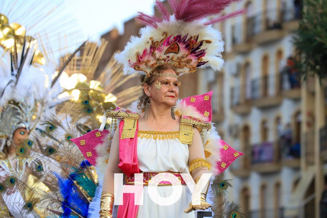 El desfile de este sábado contó con quince agrupaciones con un alto nivel. 