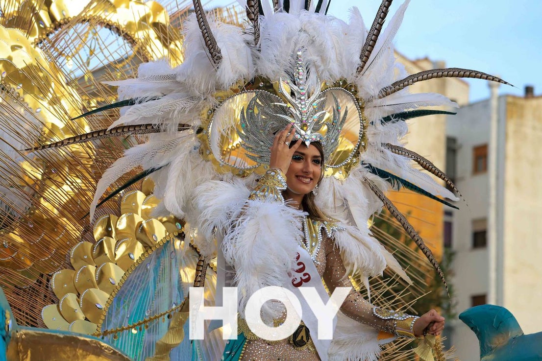 El desfile de este sábado contó con quince agrupaciones con un alto nivel. 