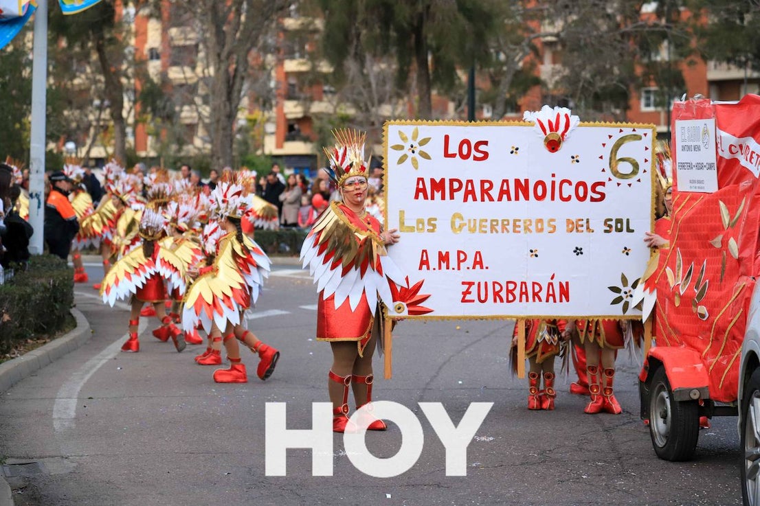 El desfile de este sábado contó con quince agrupaciones con un alto nivel. 
