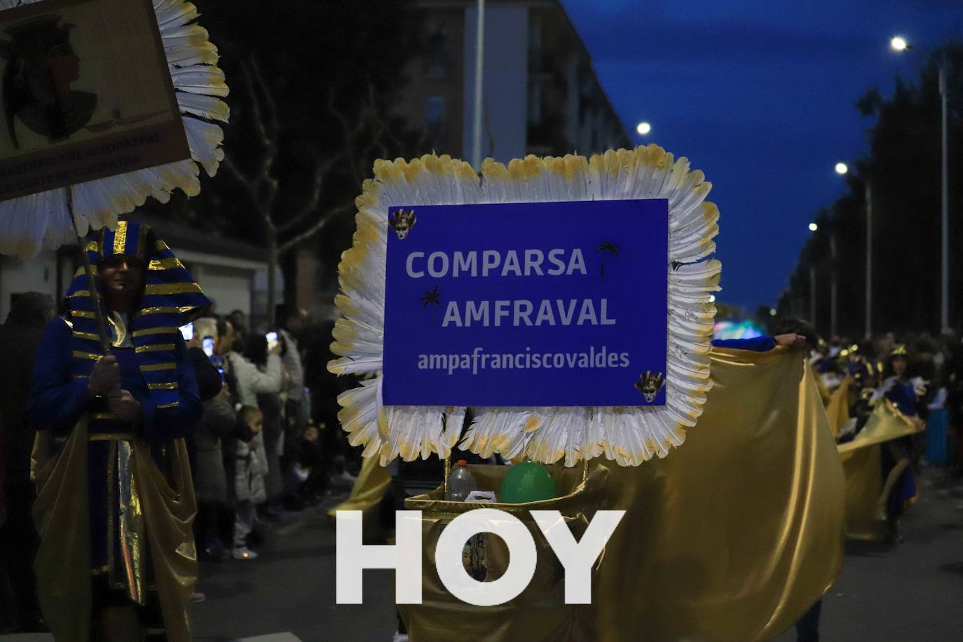 El desfile de este sábado contó con quince agrupaciones con un alto nivel. 