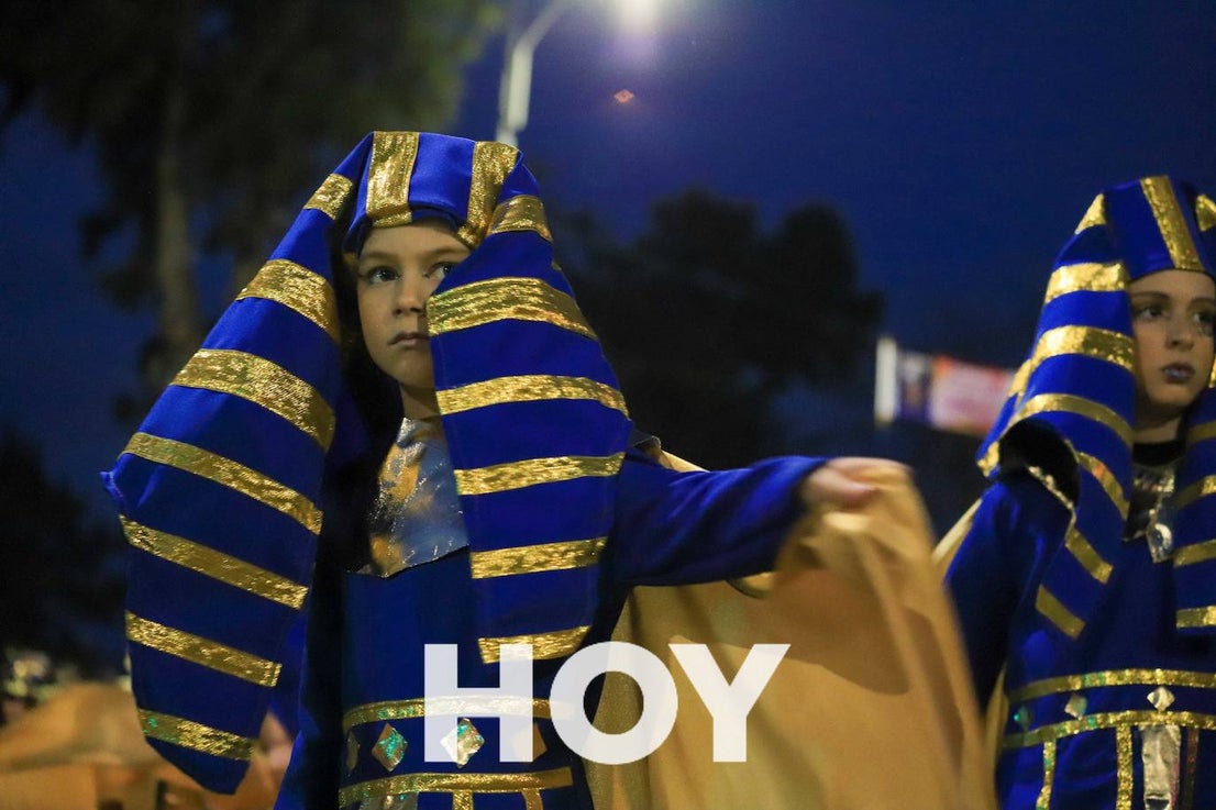 El desfile de este sábado contó con quince agrupaciones con un alto nivel. 