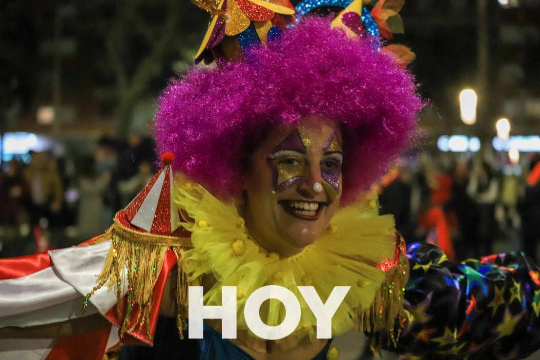 El desfile de este sábado contó con quince agrupaciones con un alto nivel. 