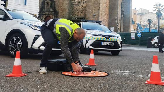 La Policía Local incorpora a su servicio un dron y tres nuevos vehículos