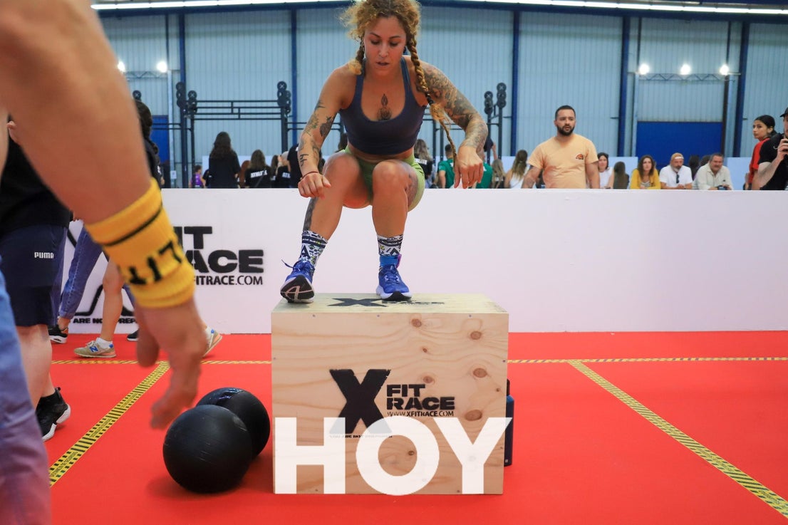 Decenas de deportistas sacan músculo en el XFit Race 2024