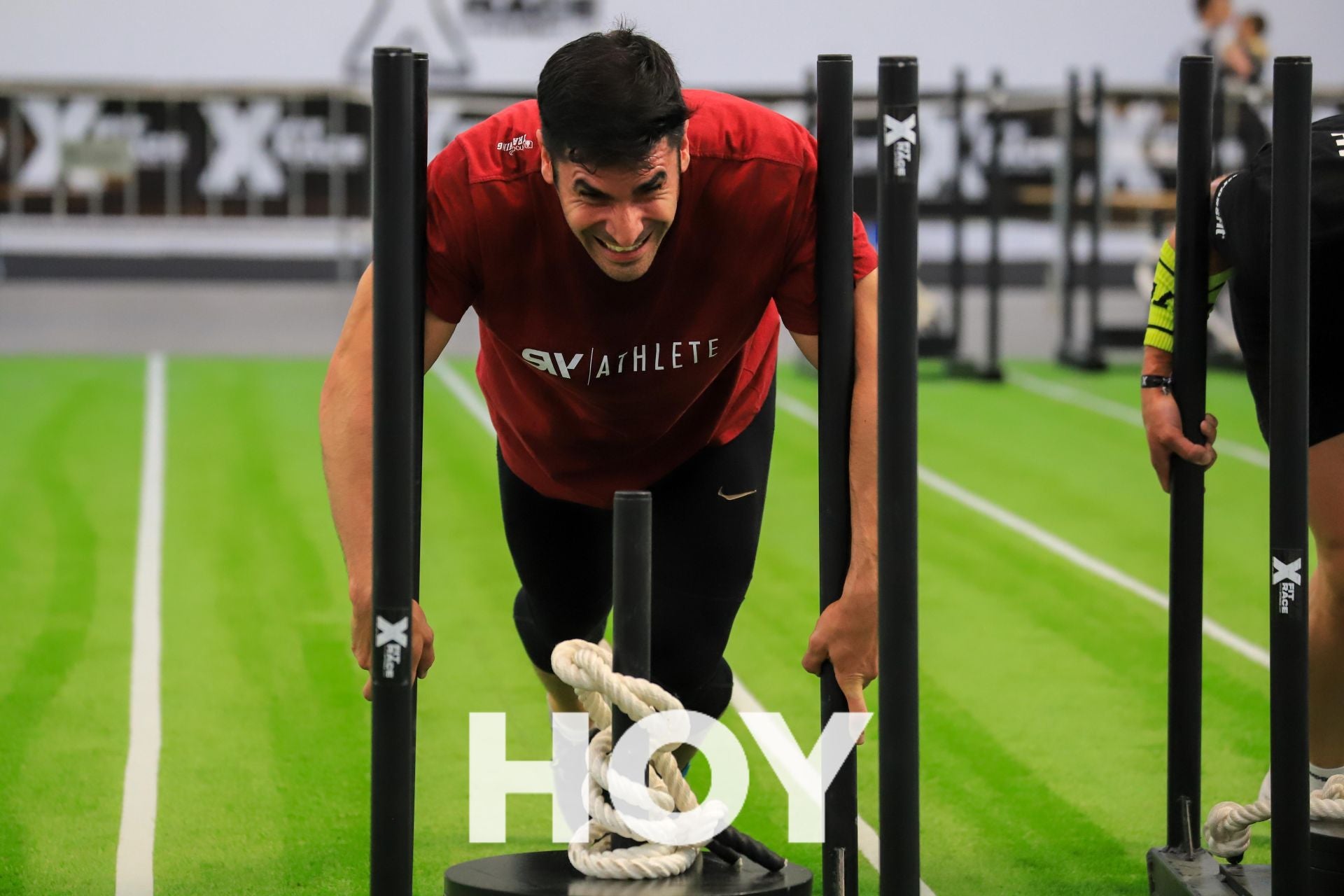 Decenas de deportistas sacan músculo en el XFit Race 2024