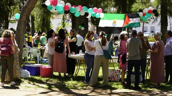 El parque Tierno Galván reúne a las familias que acogen a niños saharauis