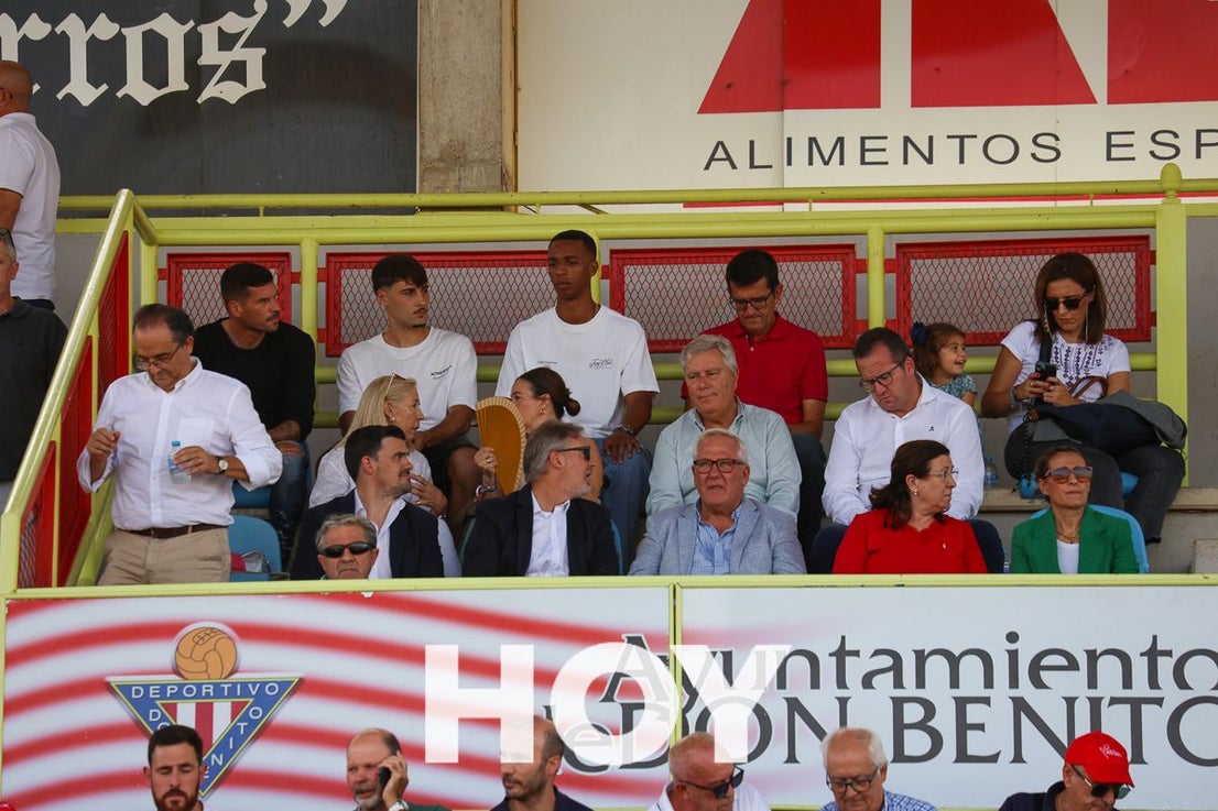 El derbi de las Vegas Altas quedó sin dueño