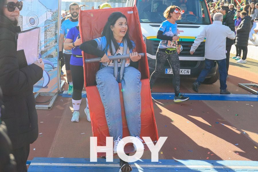 Imágenes de la despedida del año en Don Benito con la San Silvestre