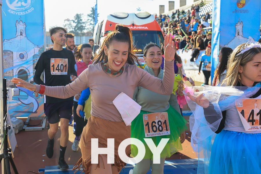 Imágenes de la despedida del año en Don Benito con la San Silvestre