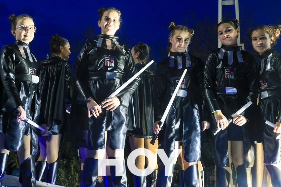 Imágenes de la animada cabalgata de Reyes en Don Benito